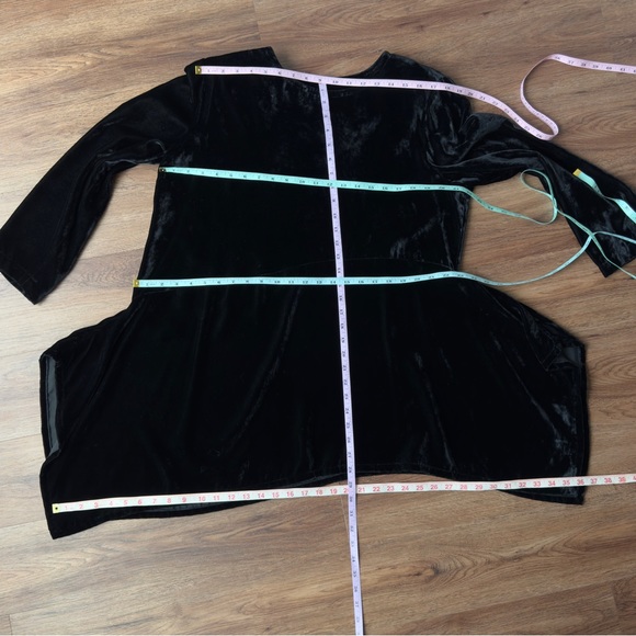 Vintage Hino & Malee 90’s Velvet Rayon Silk Draped Tunic Top Blouse Long Sleeve - Picture 7 of 13